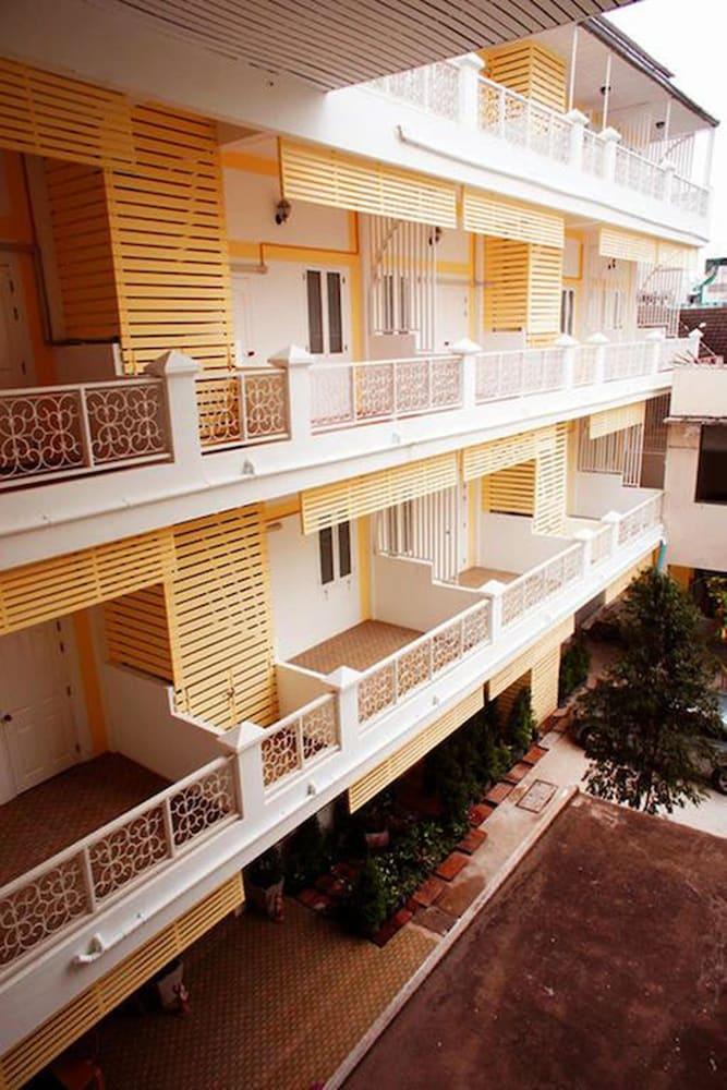 Sri Krungthep Hotel Bangkok Eksteriør billede