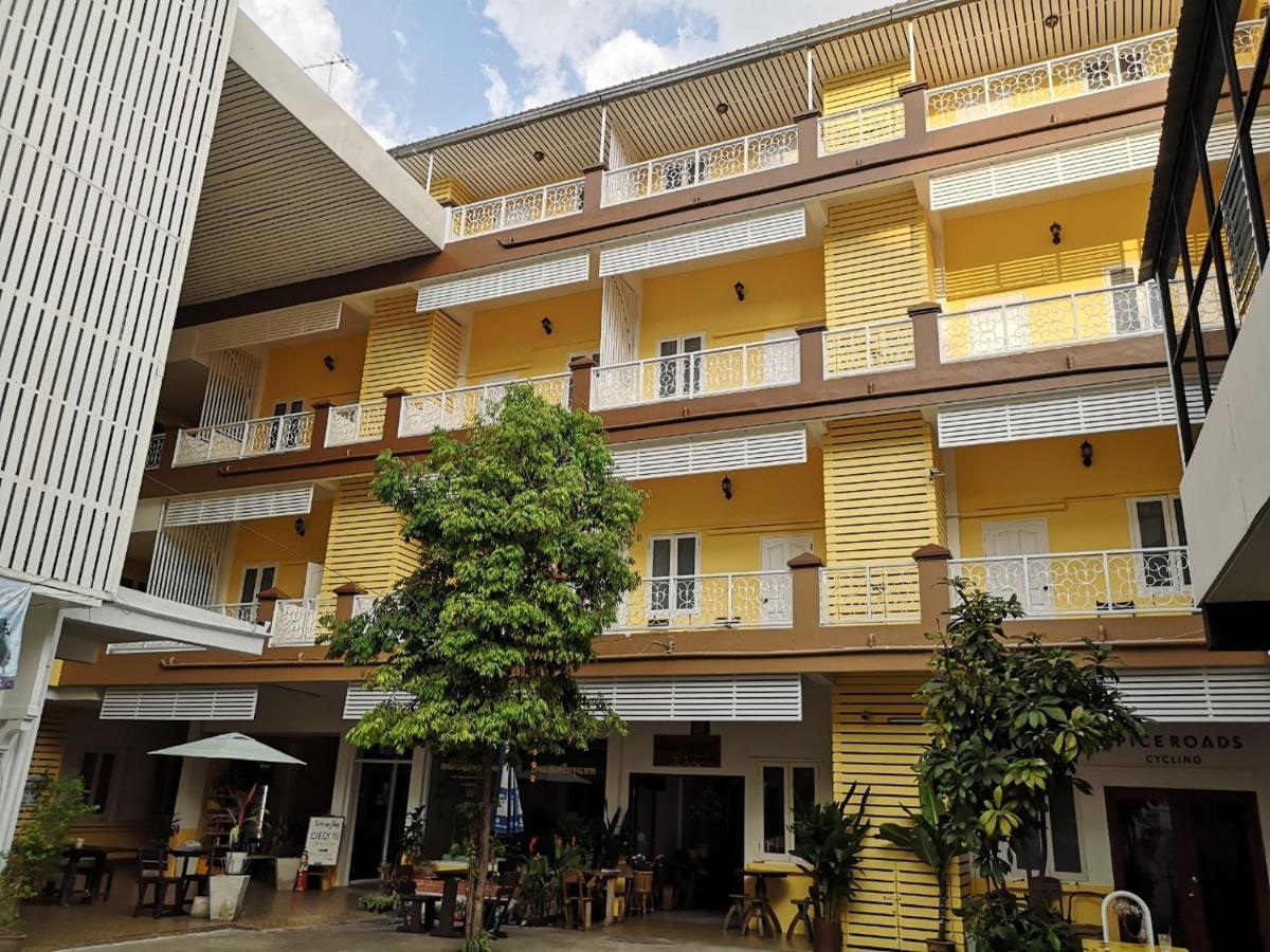 Sri Krungthep Hotel Bangkok Eksteriør billede